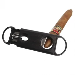 Orezávač na cigary s vykrajovačom black